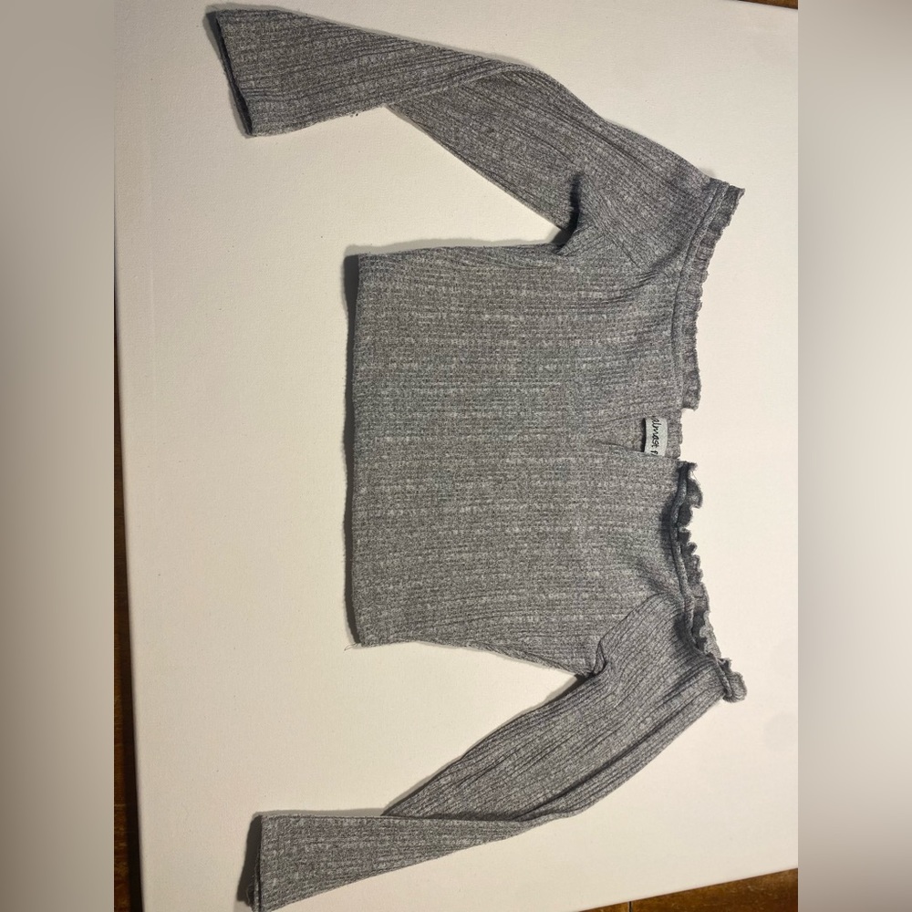 Dress shirt with a cut in the middle